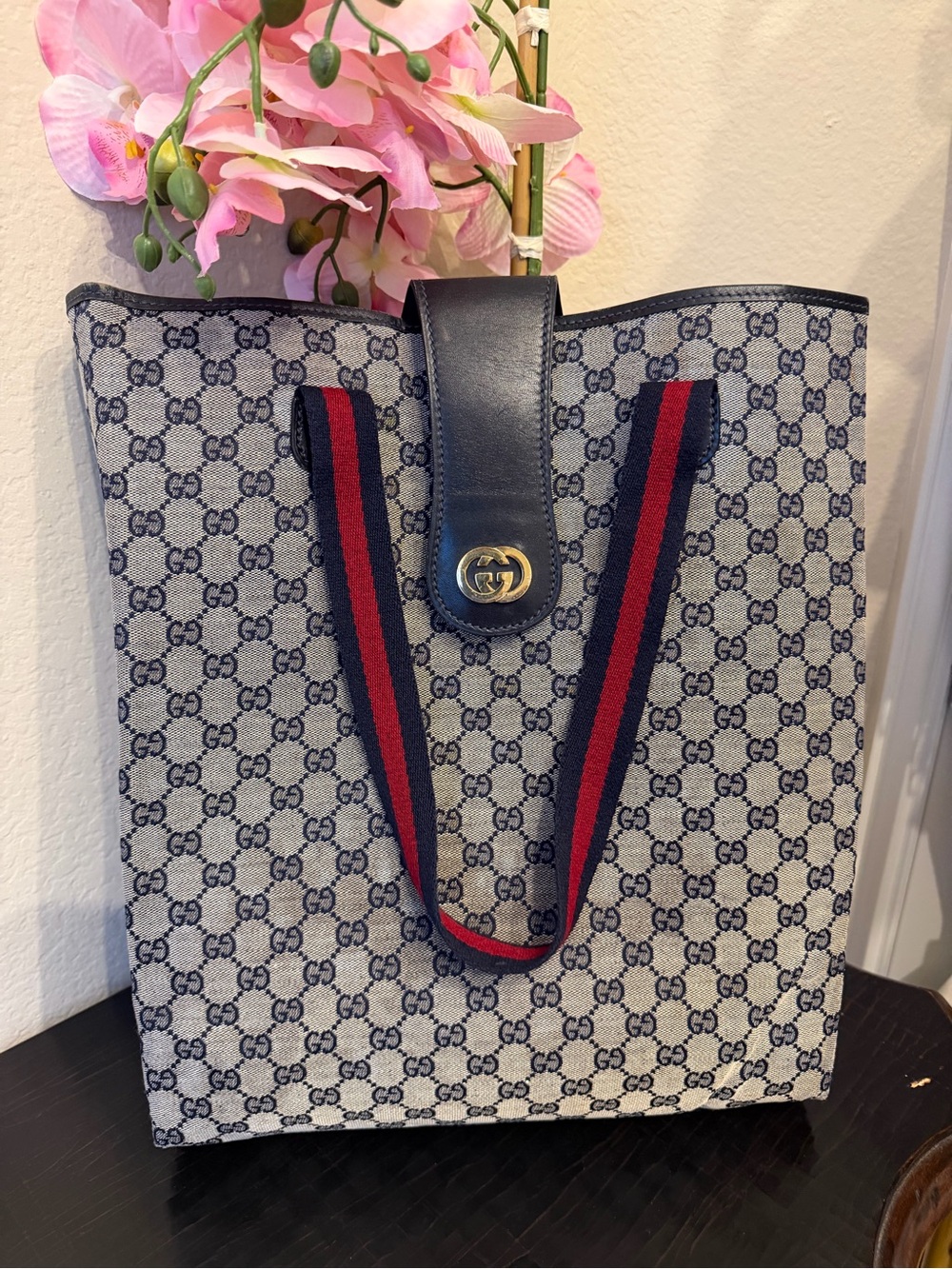 Gucci Beige GG Supreme Canvas Tote with Navy Trim and Red-Blue Web Straps